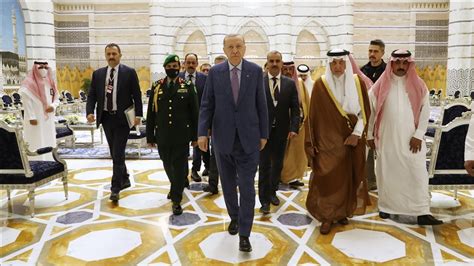 E­r­d­o­ğ­a­n­ ­S­u­u­d­i­ ­A­r­a­b­i­s­t­a­n­­a­ ­g­e­l­d­i­